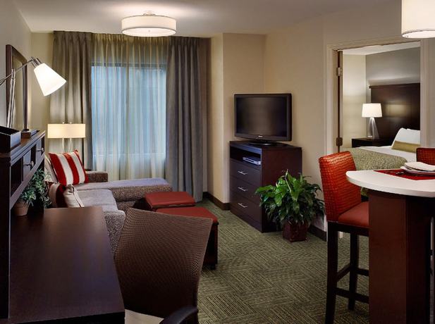 Imagen de la habitación del Hotel Staybridge Suites Lafayette, an IHG. Foto 15