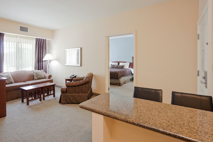 Imagen de la habitación del Hotel Staybridge Suites Lafayette by IHG. Foto 11