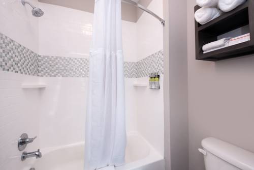 Imagen de la habitación del Hotel Staybridge Suites Lake Charles, An Ihg. Foto 6