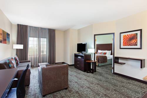 Imagen de la habitación del Hotel Staybridge Suites Lake Forest, An Ihg. Foto 3