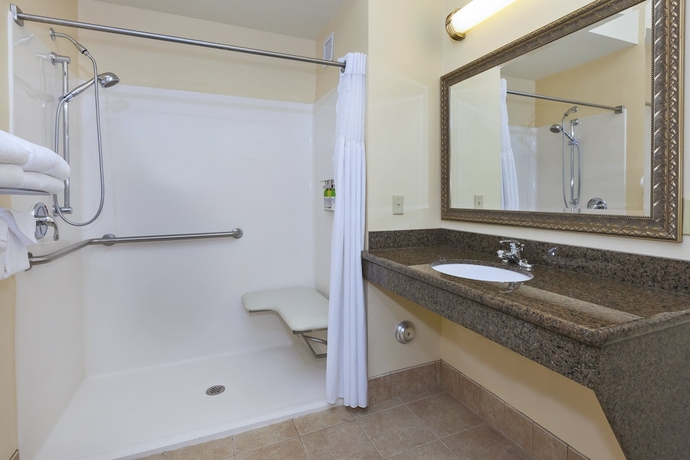 Imagen de la habitación del Hotel Staybridge Suites Lansing-okemos. Foto 8
