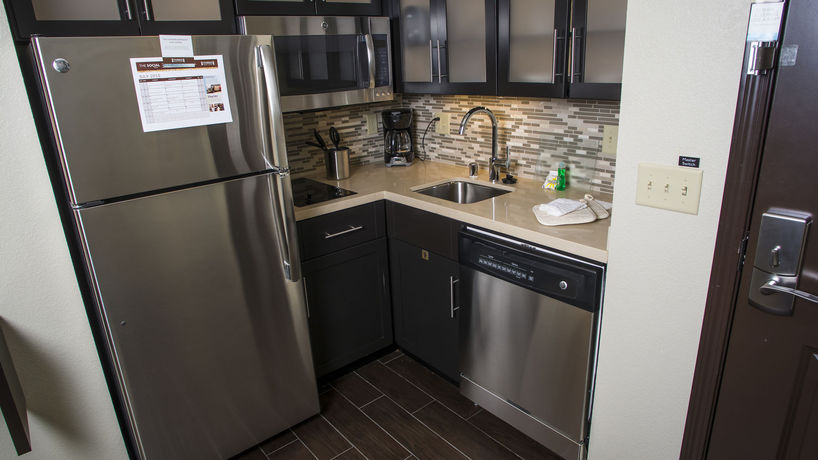 Imagen de los interiores del Hotel Staybridge Suites Lexington. Foto 16