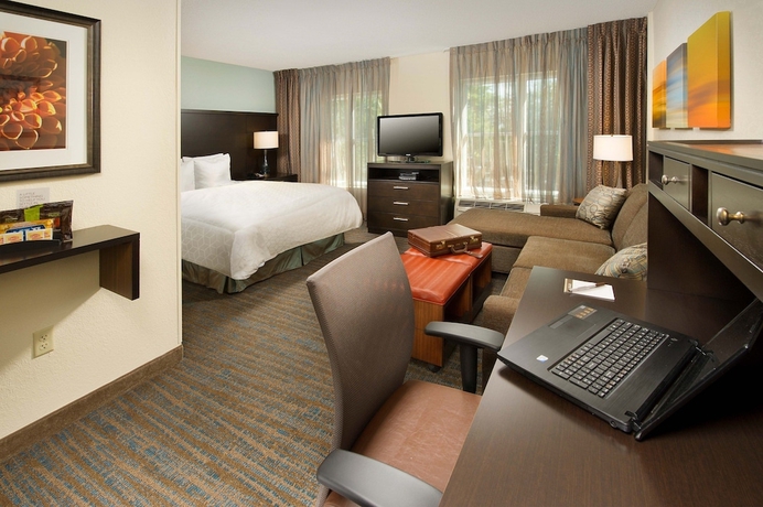 Imagen de la habitación del Hotel Staybridge Suites Lexington S Medical Ctr Area, an IHG. Foto 13