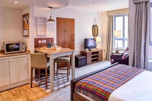 Imagen de la habitación del Hotel Staybridge Suites Liverpool, An Ihg. Foto 5