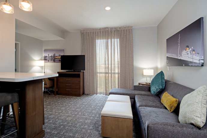 Imagen de la habitación del Hotel Staybridge Suites Long Beach Airport, an IHG. Foto 2