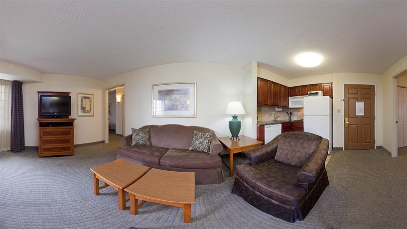 Imagen de los interiores del Hotel Staybridge Suites - Louisville - East, An Ihg. Foto 3