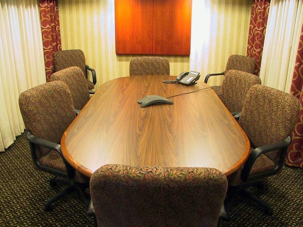 Imagen de los interiores del Hotel Staybridge Suites - Louisville - East, An Ihg. Foto 8