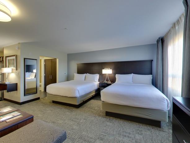 Imagen de la habitación del Hotel Staybridge Suites Madison - Fitchburg, an IHG. Foto 14