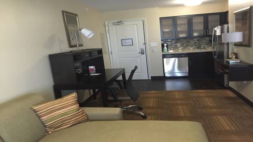 Imagen de la habitación del Hotel Staybridge Suites Merrillville. Foto 7
