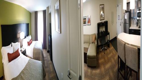 Imagen de la habitación del Hotel Staybridge Suites Merrillville. Foto 11