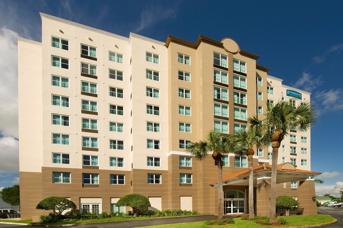 Imagen de los exteriores del Hotel Staybridge Suites Miami Doral Area, An Ihg. Foto 15