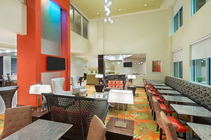 Imagen de los interiores del Hotel Staybridge Suites Miami International Airport, an IHG. Foto 18