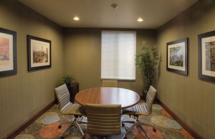 Imagen de los interiores del Hotel Staybridge Suites Midvale, An Ihg. Foto 12