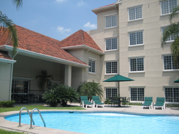 Imagen de la piscina del Hotel Staybridge Suites Monterrey - San Pedro, An Ihg. Foto 14