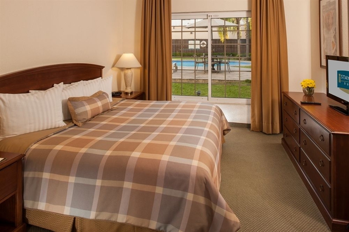 Imagen de la habitación del Hotel Staybridge Suites Monterrey - San Pedro, An Ihg. Foto 4