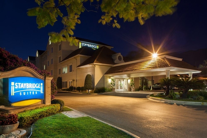Imagen de los exteriores del Hotel Staybridge Suites Monterrey - San Pedro, An Ihg. Foto 10