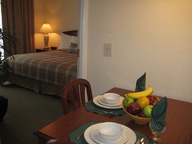 Imagen de la habitación del Hotel Staybridge Suites Monterrey - San Pedro, An Ihg. Foto 9