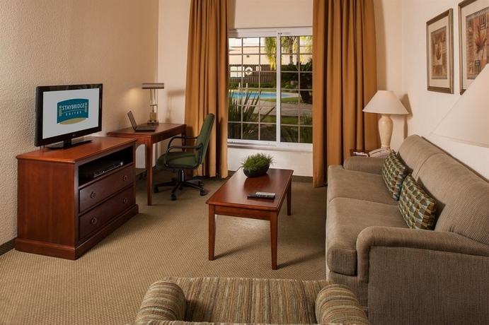 Imagen de los interiores del Hotel Staybridge Suites Monterrey - San Pedro, An Ihg. Foto 13