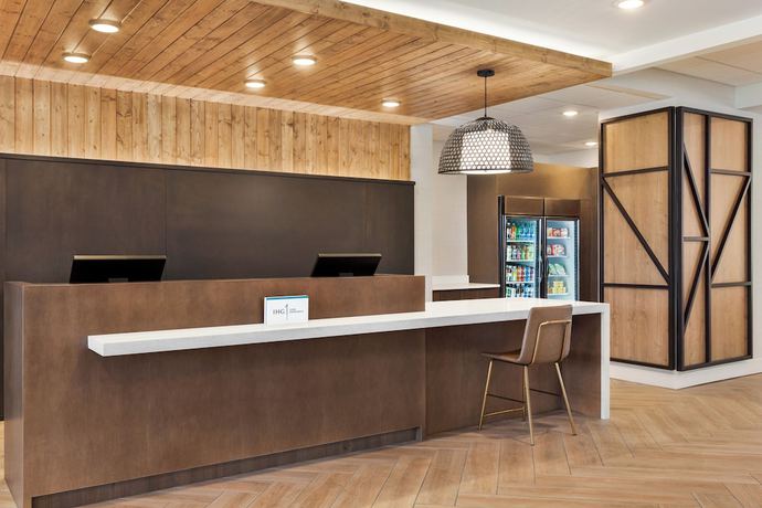 Imagen de los interiores del Hotel Staybridge Suites Montr&eacute;al Airport - St-Laurent by IHG. Foto 15