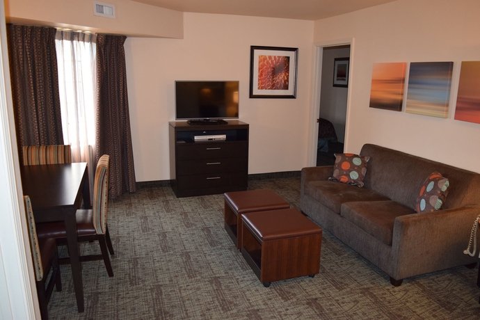 Imagen de los interiores del Hotel Staybridge Suites Myrtle Beach - West, An Ihg. Foto 12