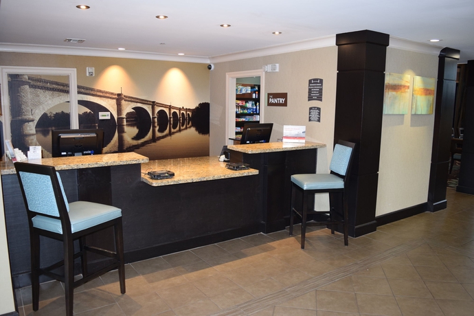 Imagen de los interiores del Hotel Staybridge Suites Myrtle Beach - West, An Ihg. Foto 13