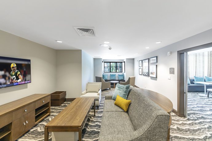 Imagen de los interiores del Hotel Staybridge Suites Naples &ndash; Marco Island, an IHG. Foto 14