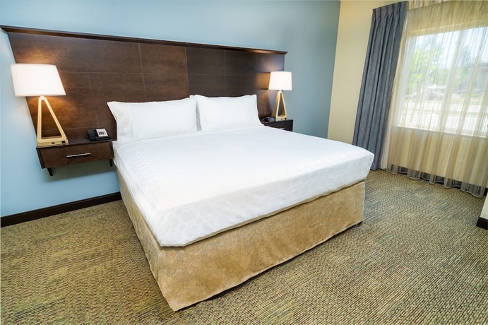 Imagen de la habitación del Hotel Staybridge Suites Newark - Fremont, An Ihg. Foto 5