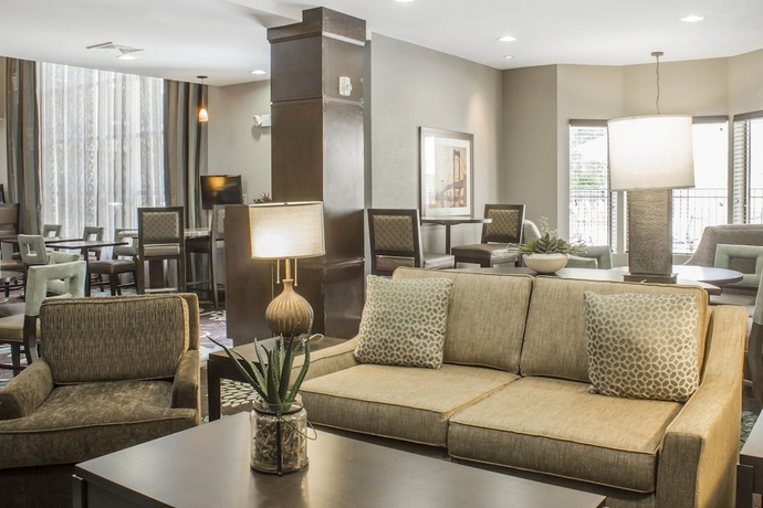 Imagen de los interiores del Hotel Staybridge Suites North Jacksonville. Foto 16