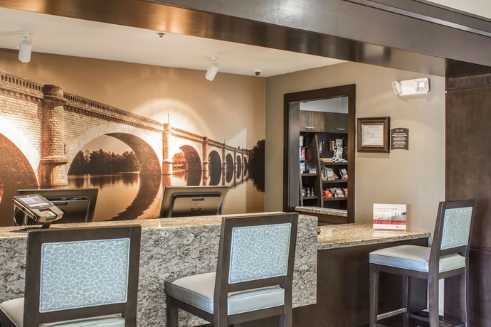 Imagen de los interiores del Hotel Staybridge Suites North Jacksonville. Foto 17