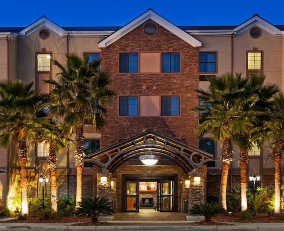 Imagen general del Hotel Staybridge Suites Nw Near Six Flags Fiesta. Foto 2
