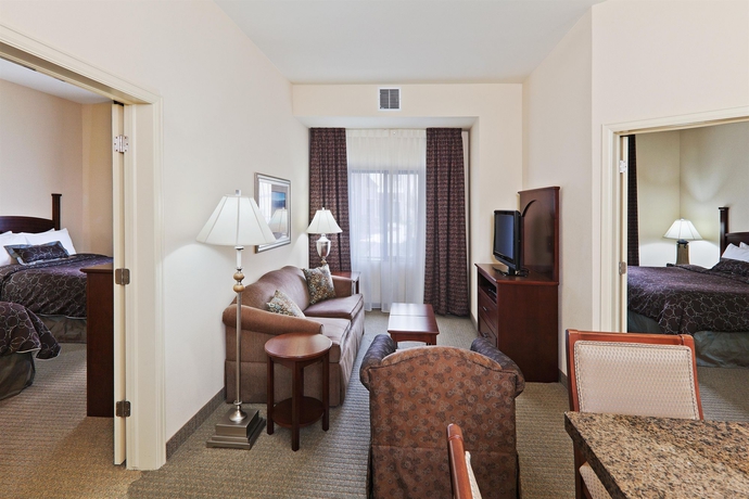 Imagen de los interiores del Hotel Staybridge Suites Oklahoma City-quail Springs, An Ihg. Foto 8