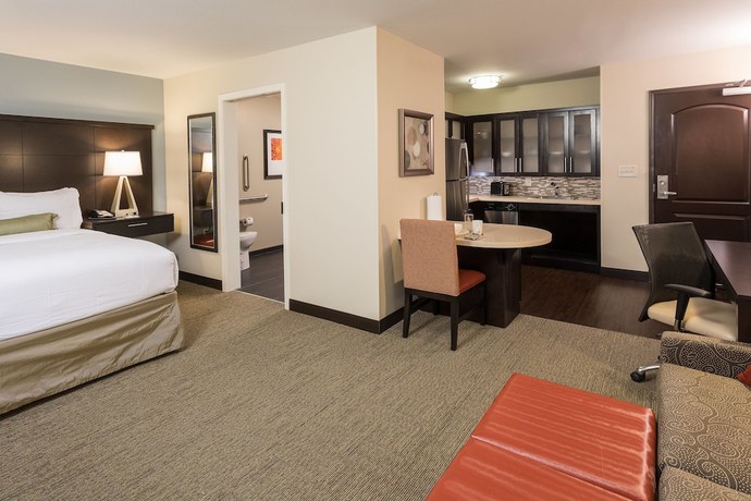 Imagen de la habitación del Hotel Staybridge Suites Omaha West, An Ihg. Foto 6