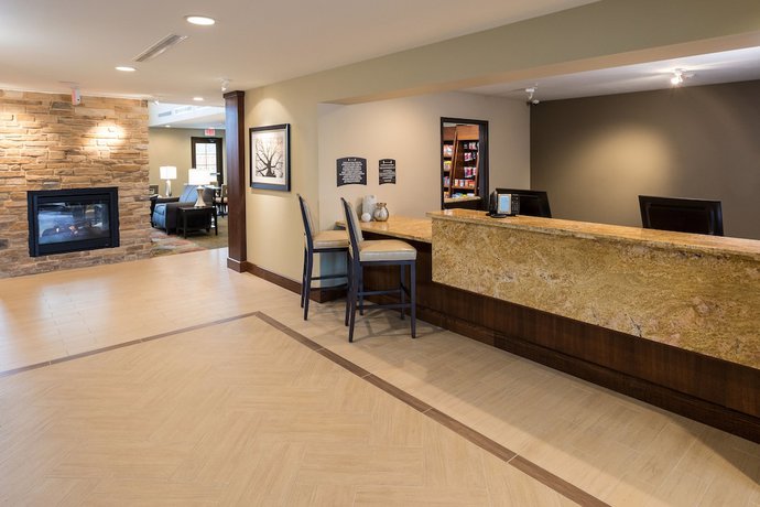 Imagen de los interiores del Hotel Staybridge Suites Omaha West, An Ihg. Foto 18