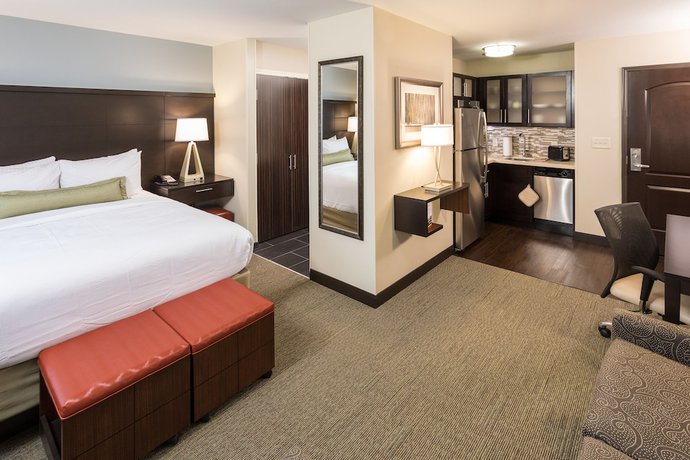 Imagen de la habitación del Hotel Staybridge Suites Omaha West, An Ihg. Foto 15