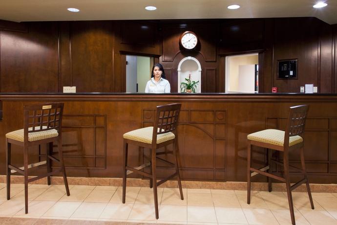 Imagen de los interiores del Hotel Staybridge Suites Orlando Airport South, An Ihg. Foto 5