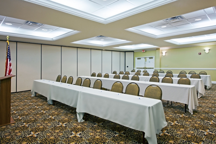 Imagen de los interiores del Hotel Staybridge Suites Orlando Airport South, An Ihg. Foto 6