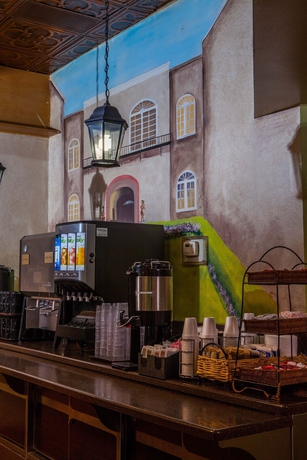 Imagen del bar/restaurante del Hotel Staybridge Suites Orlando Royale Parc Suites, An Ihg. Foto 6