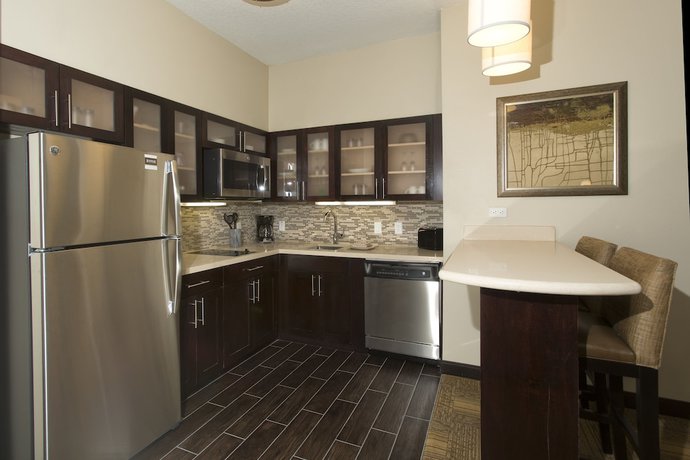 Imagen de la habitación del Hotel Staybridge Suites Orlando at SeaWorld, an IHG. Foto 16