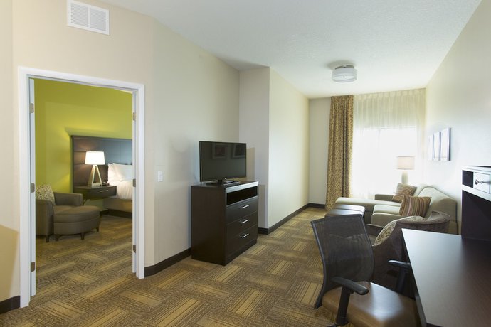 Imagen de la habitación del Hotel Staybridge Suites Orlando at SeaWorld, an IHG. Foto 17