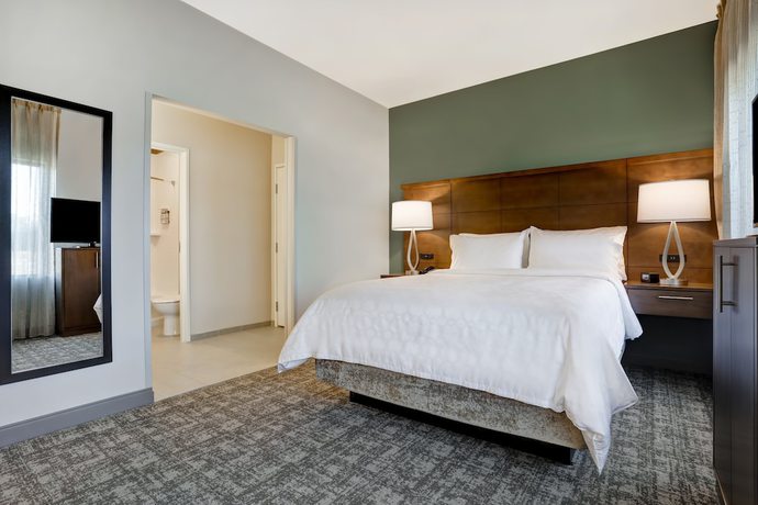 Imagen de la habitación del Hotel Staybridge Suites Overland Park - Kansas City S, an IHG. Foto 2