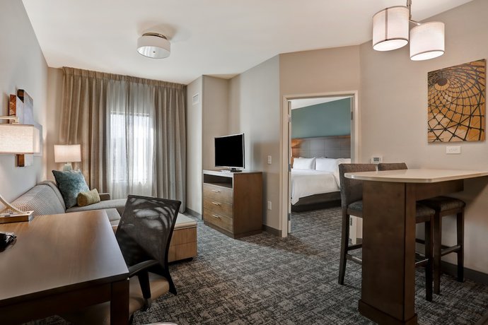 Imagen de la habitación del Hotel Staybridge Suites Overland Park - Kansas City S, an IHG. Foto 8