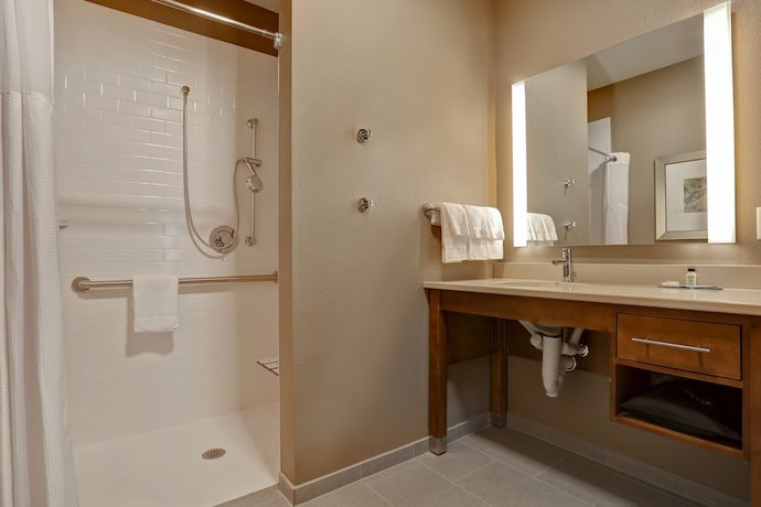 Imagen de la habitación del Hotel Staybridge Suites Overland Park - Kansas City S, an IHG. Foto 11
