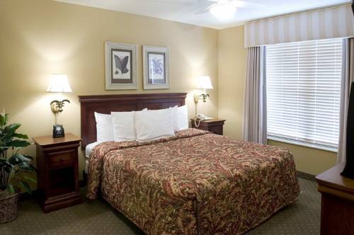Imagen de la habitación del Hotel Staybridge Suites Pensacola Airport by IHG. Foto 7