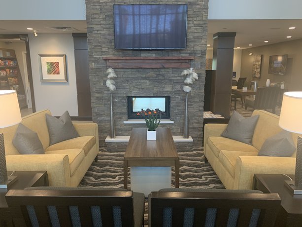Imagen de los interiores del Hotel Staybridge Suites Phoenix - Biltmore Area, an IHG. Foto 16