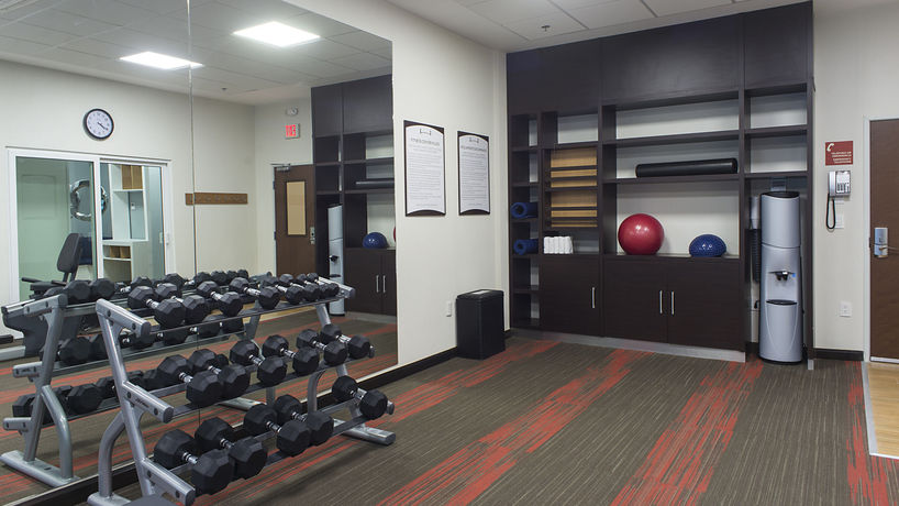 Imagen de los interiores del Hotel Staybridge Suites Puebla. Foto 11