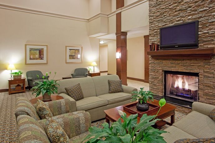 Imagen de los interiores del Hotel Staybridge Suites Quantico-stafford, An Ihg. Foto 19