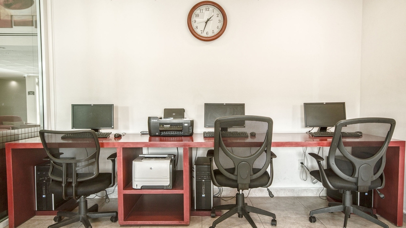 Imagen de los interiores del Hotel Staybridge Suites Queretaro, An Ihg. Foto 9