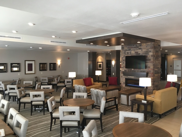 Imagen de los interiores del Hotel Staybridge Suites Rapid City - Rushmore, An Ihg. Foto 16