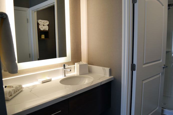Imagen de la habitación del Hotel Staybridge Suites Red Deer North by IHG. Foto 3
