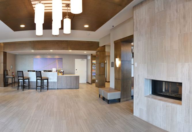 Imagen de los interiores del Hotel Staybridge Suites Red Deer North by IHG. Foto 18
